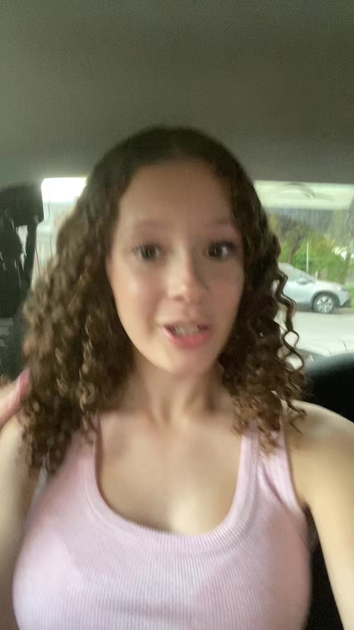 @freyaxoxo
