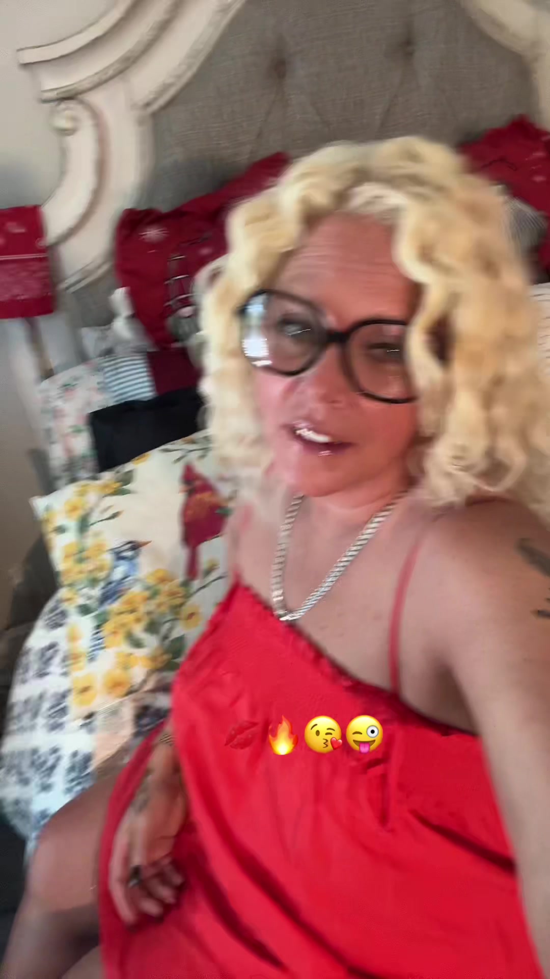 @FirsstLady