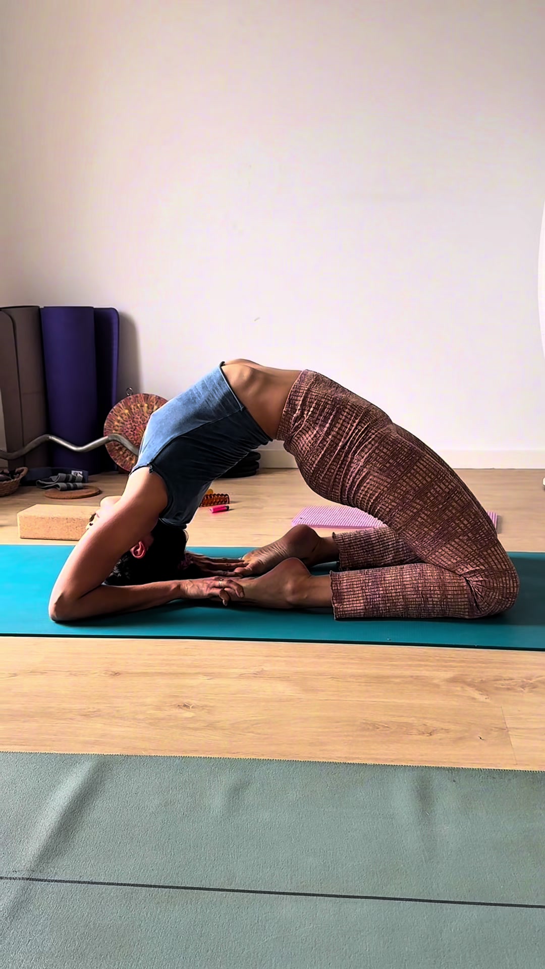 @Alexa | Yoga teacher