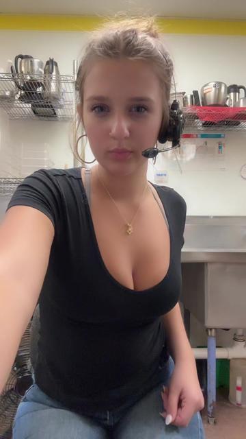 @username4209002