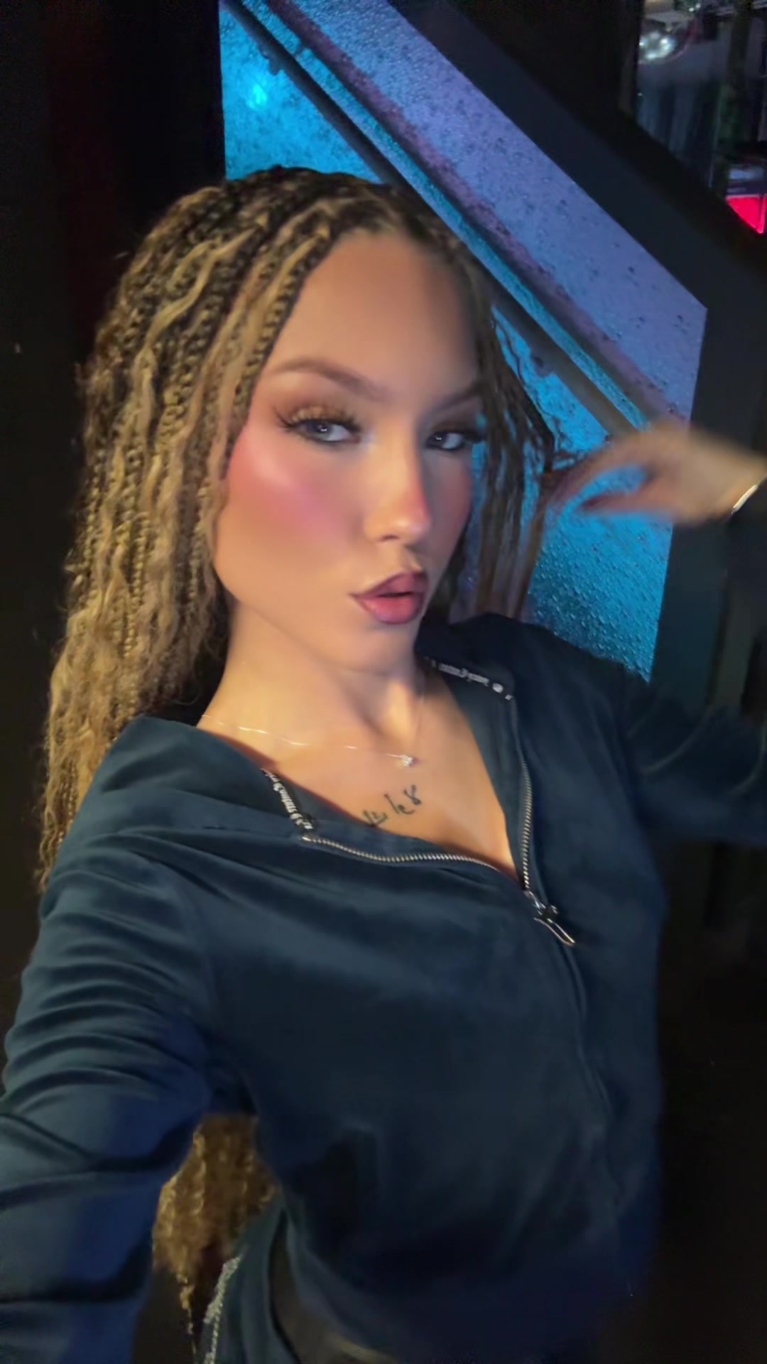 @Mrs. 69