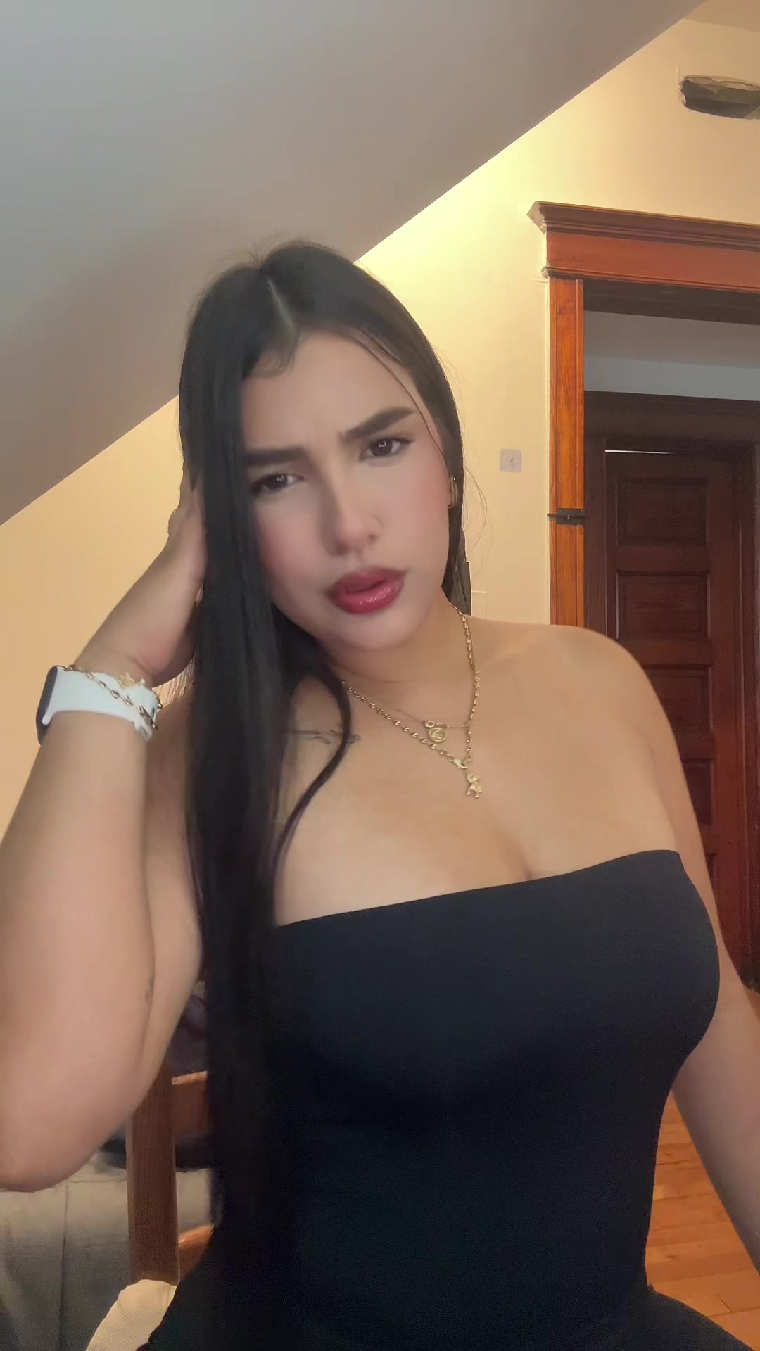 @🫧👧🏻
