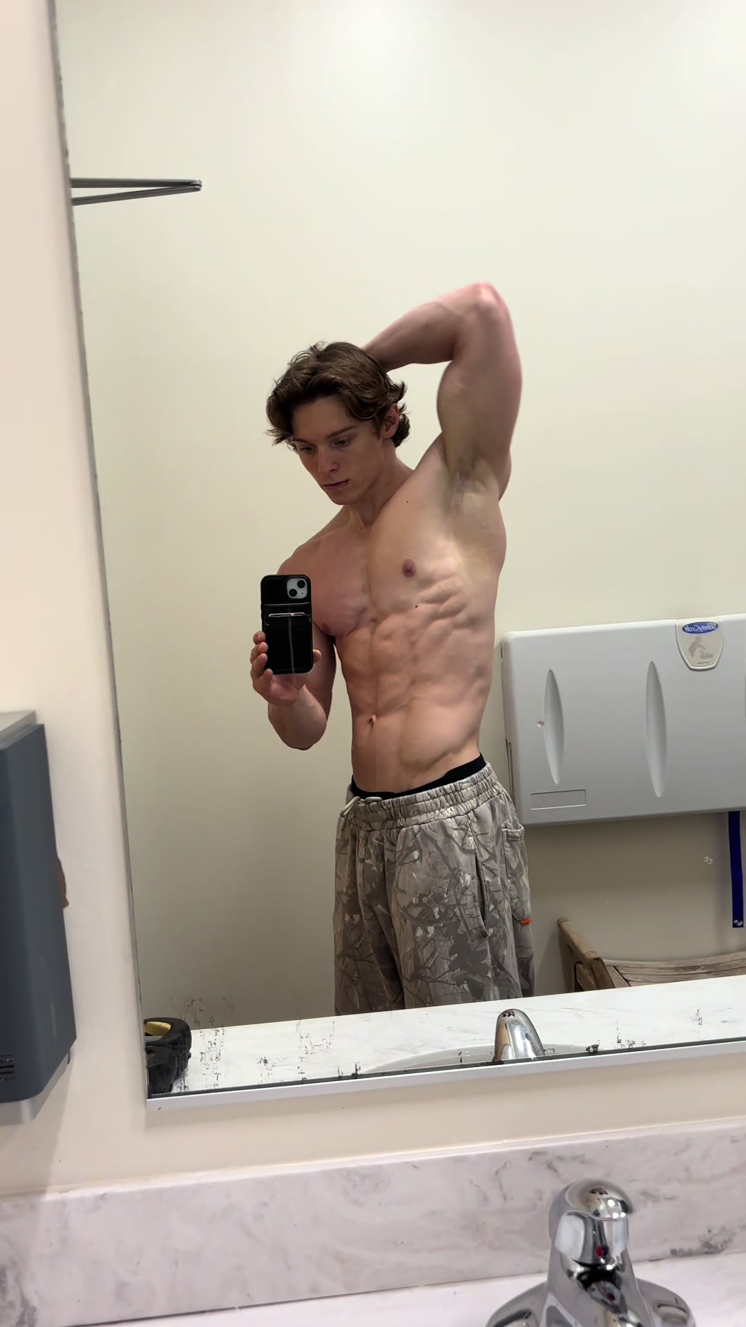 @EvanHamiIton
