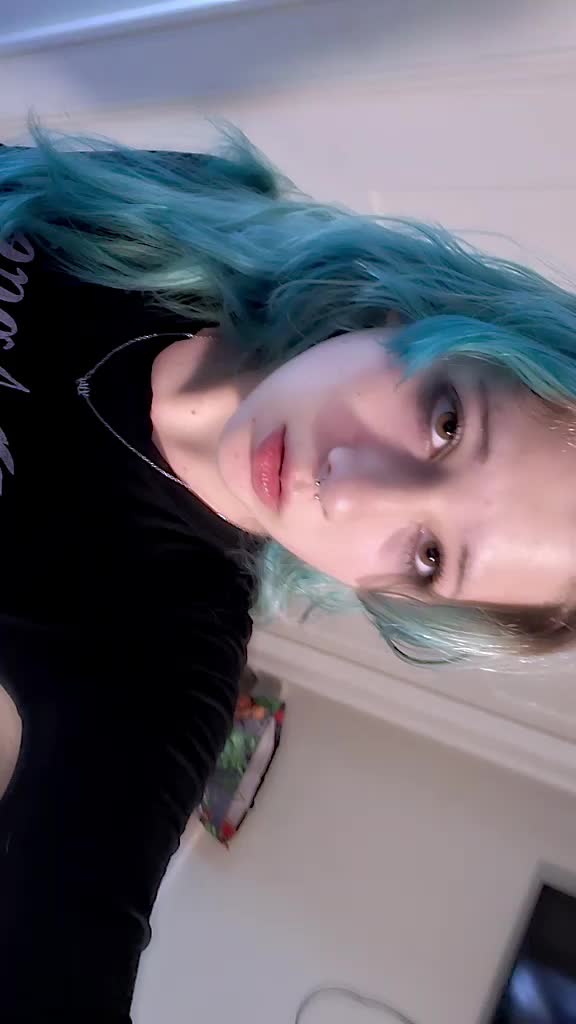 @Lilyyy
