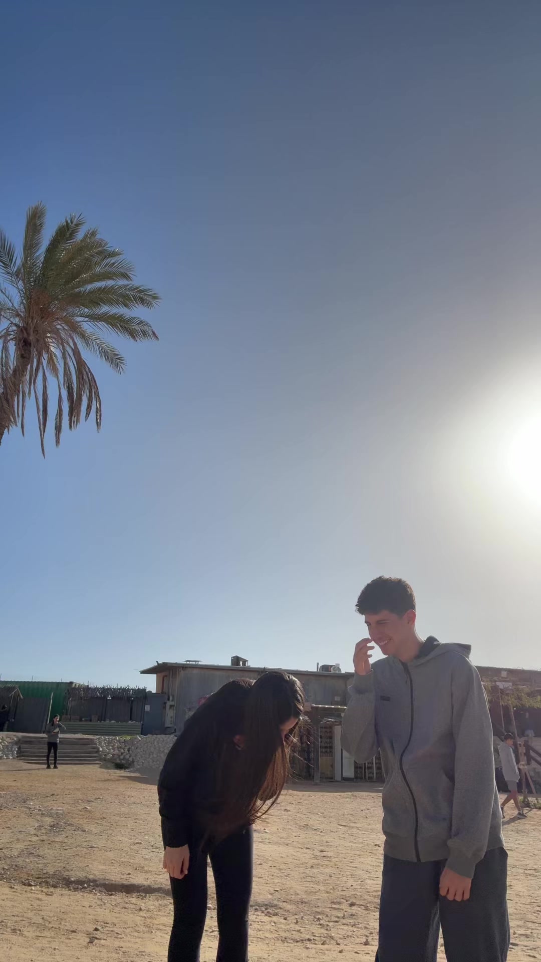 @Tzevet_aladdin
