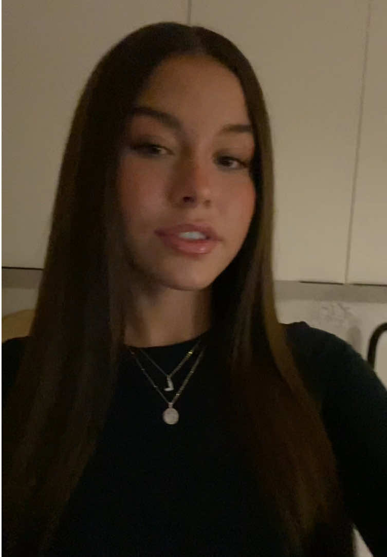 @bella
