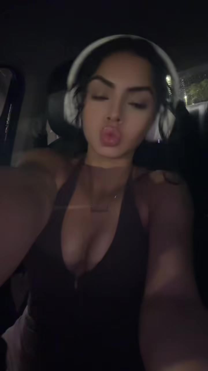 @samantha🦋