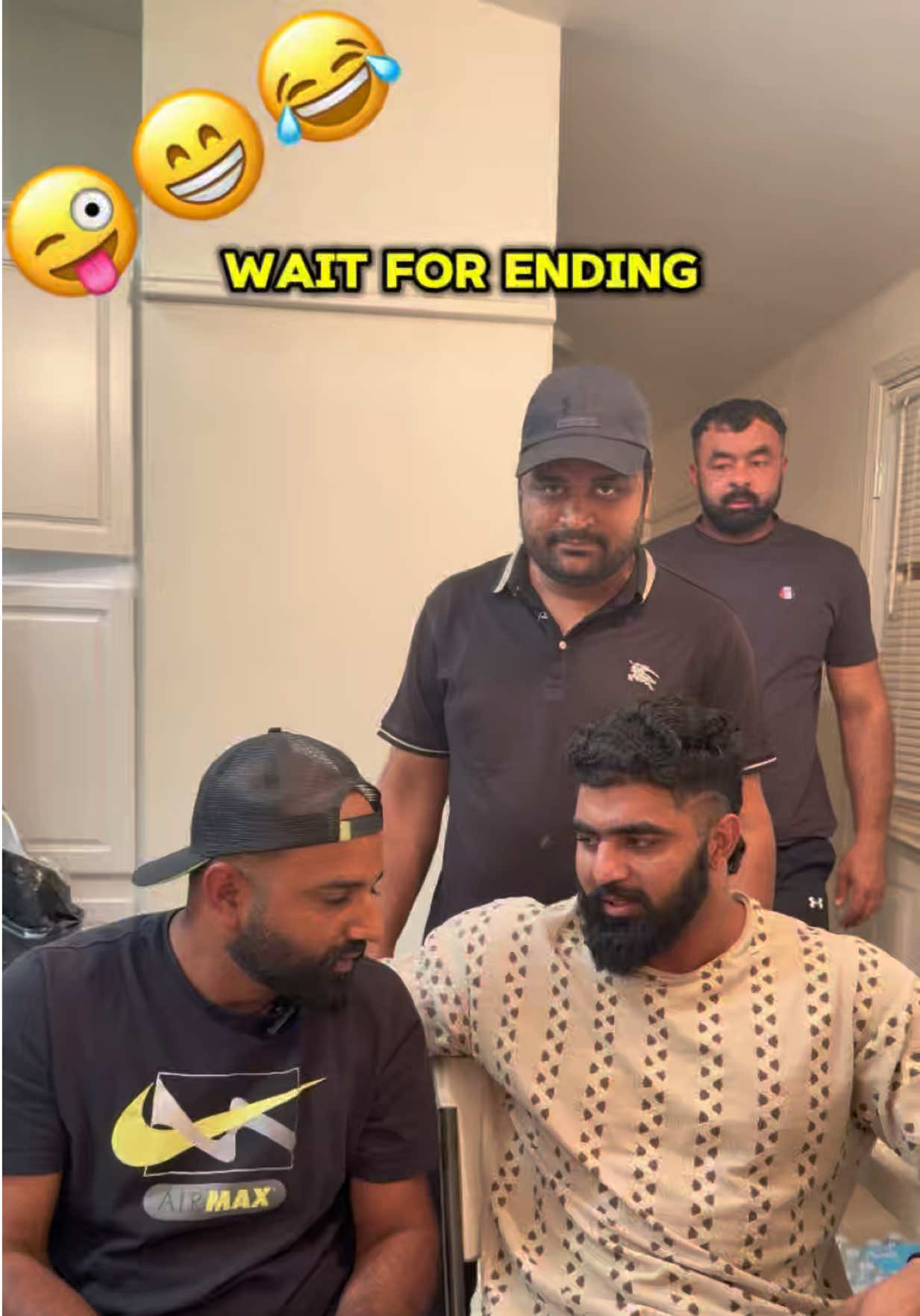 @Hilarious_zain