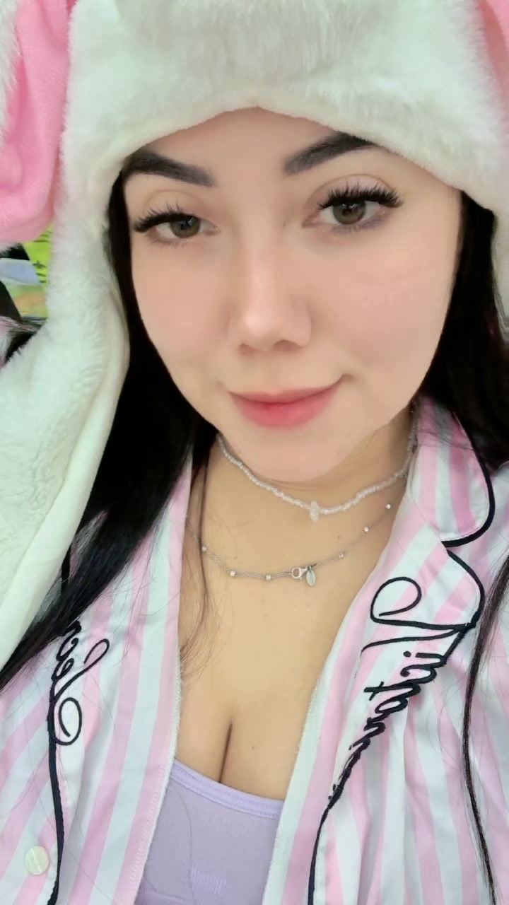 @๐ฎ๐ฆ ๐๐ฒ๐ต๐ช๐ท๐ฌ๐ธ๐ฌ๐ธ ๐ซ๐๐ฅฅ