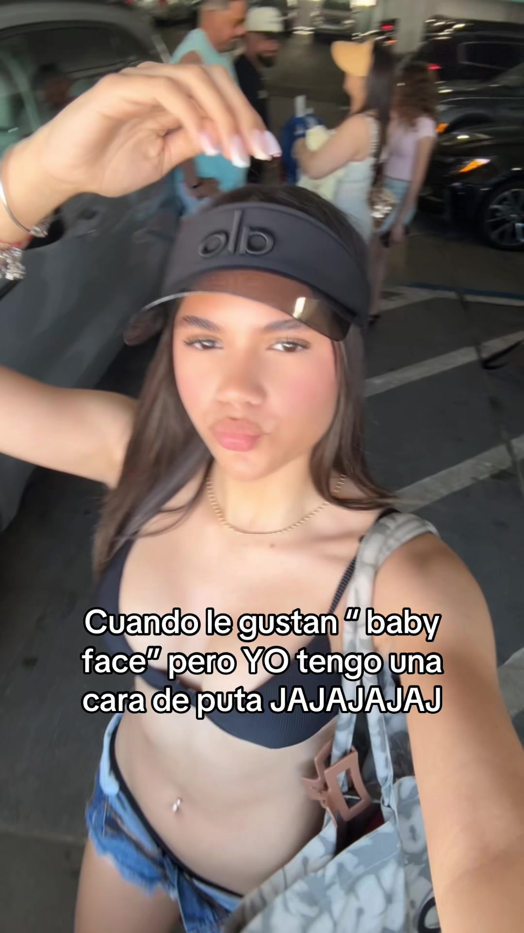 @vvickyy.sc