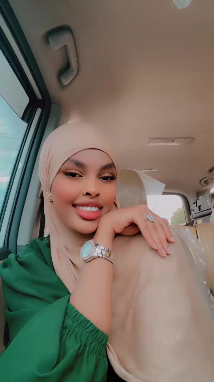 @Fadumo Riyaad