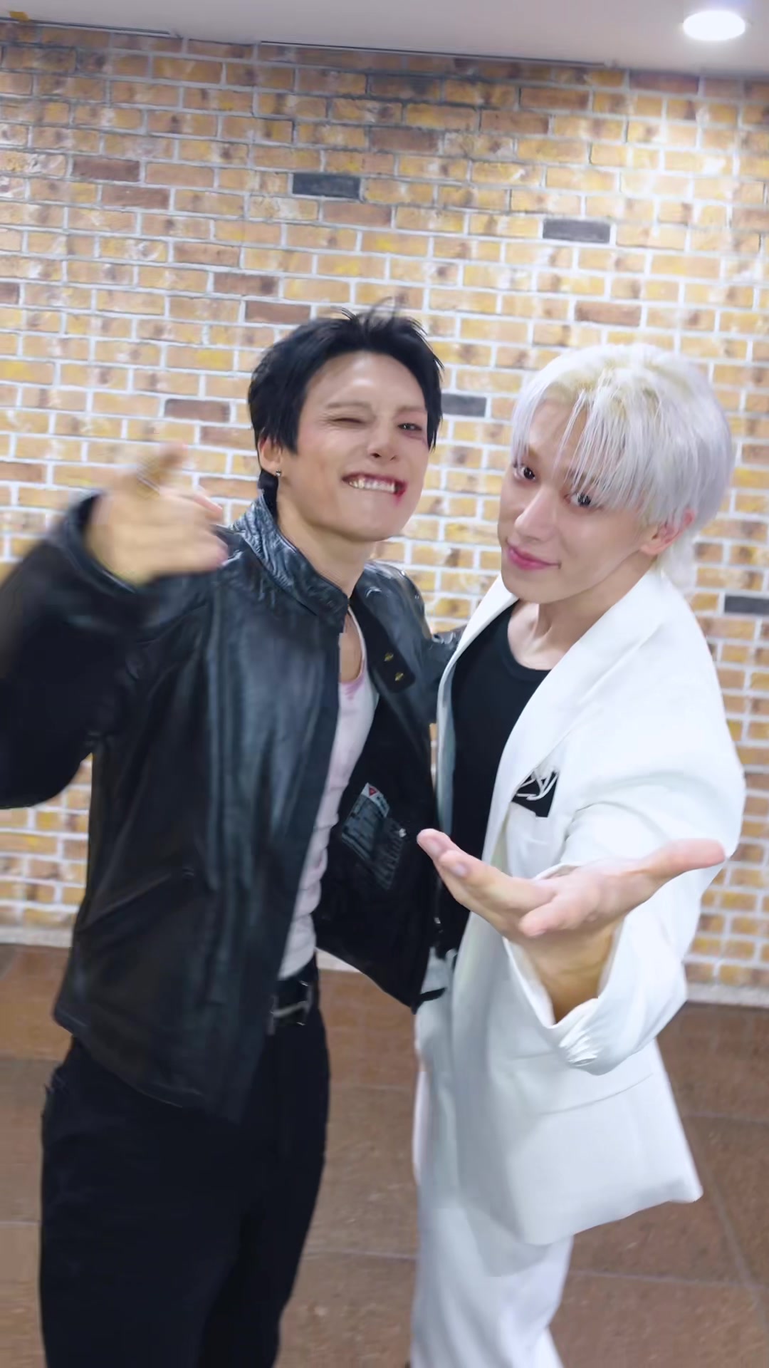 @WONHO Official