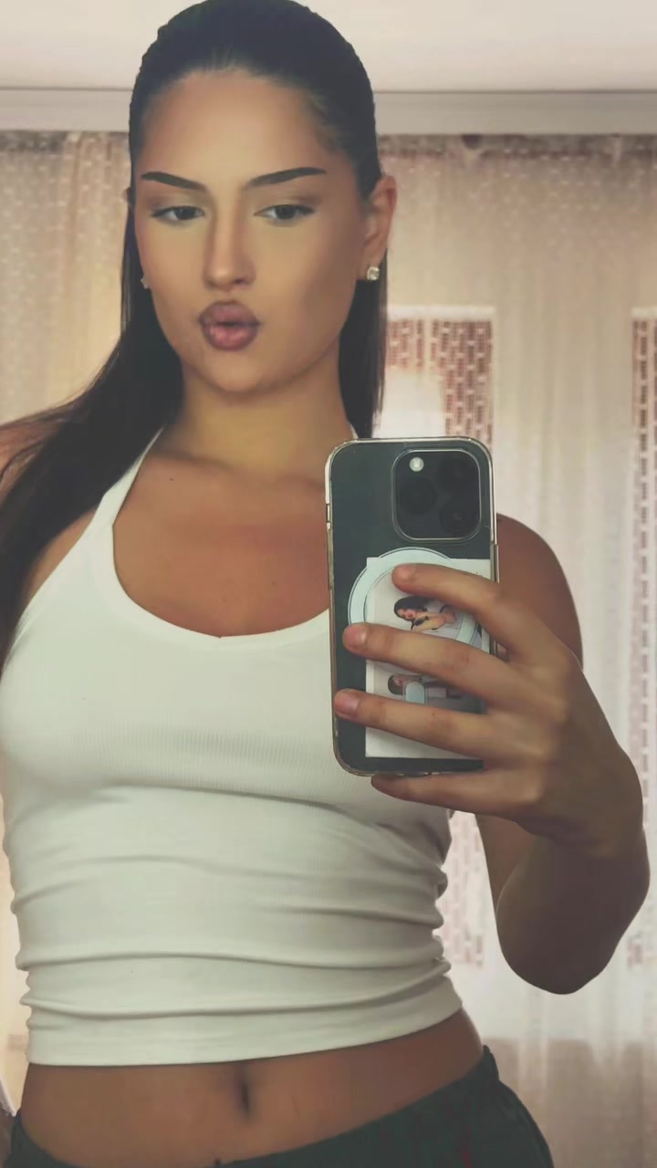 @eenkela_