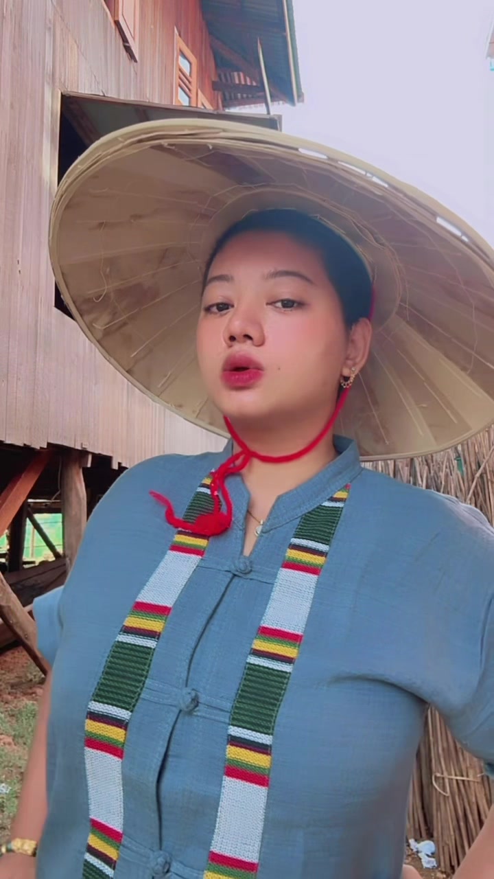 @Khaing
