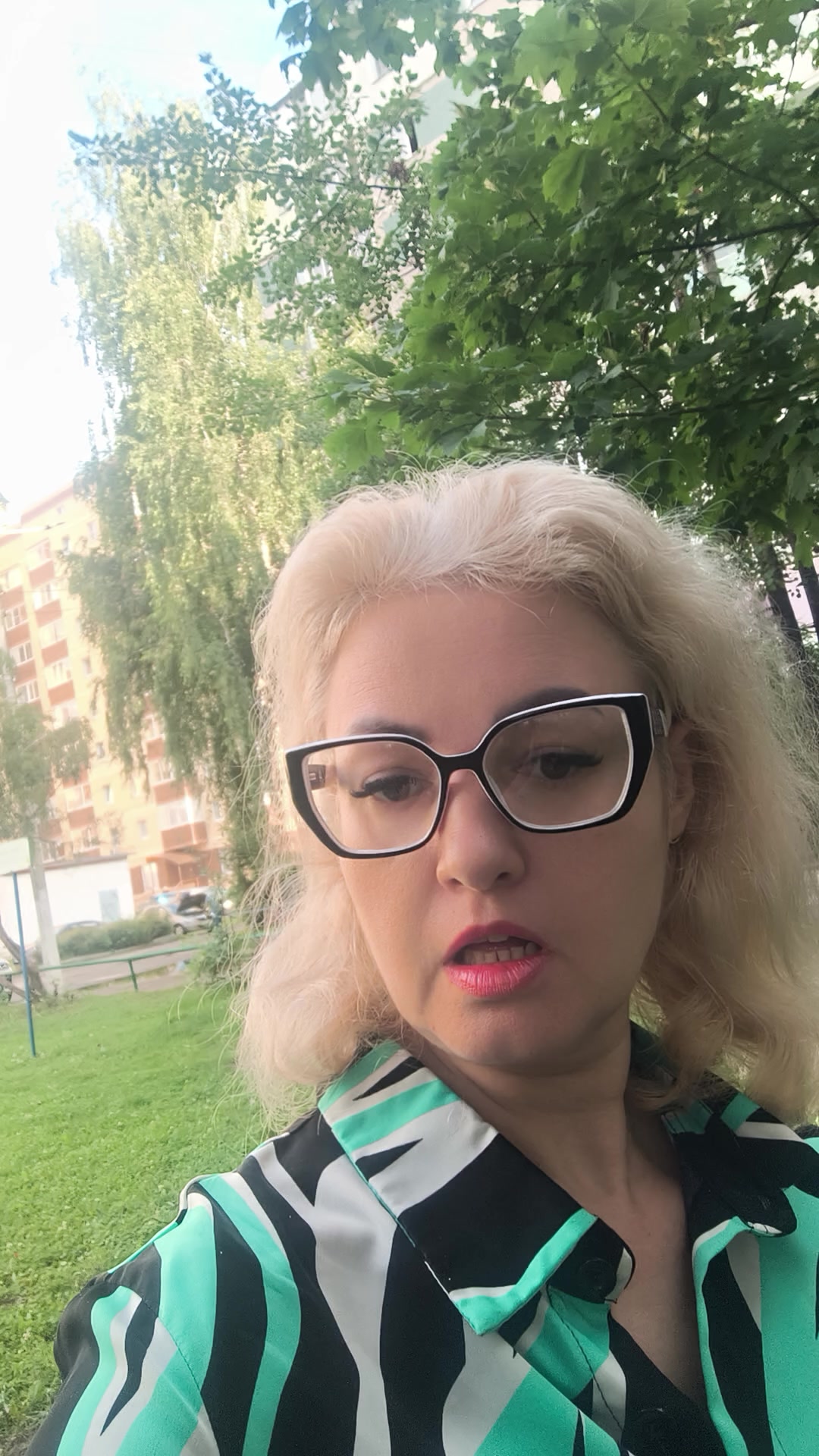 @vaisblumFM