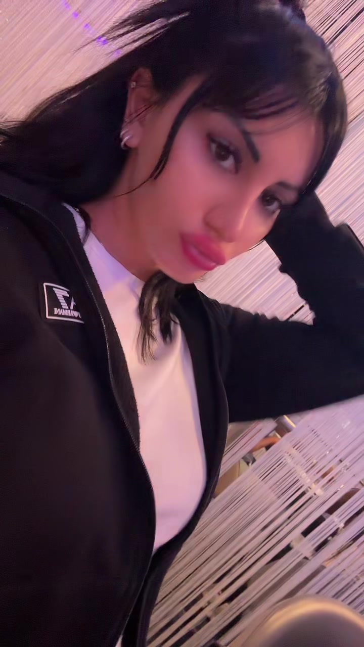 @Deboraarge