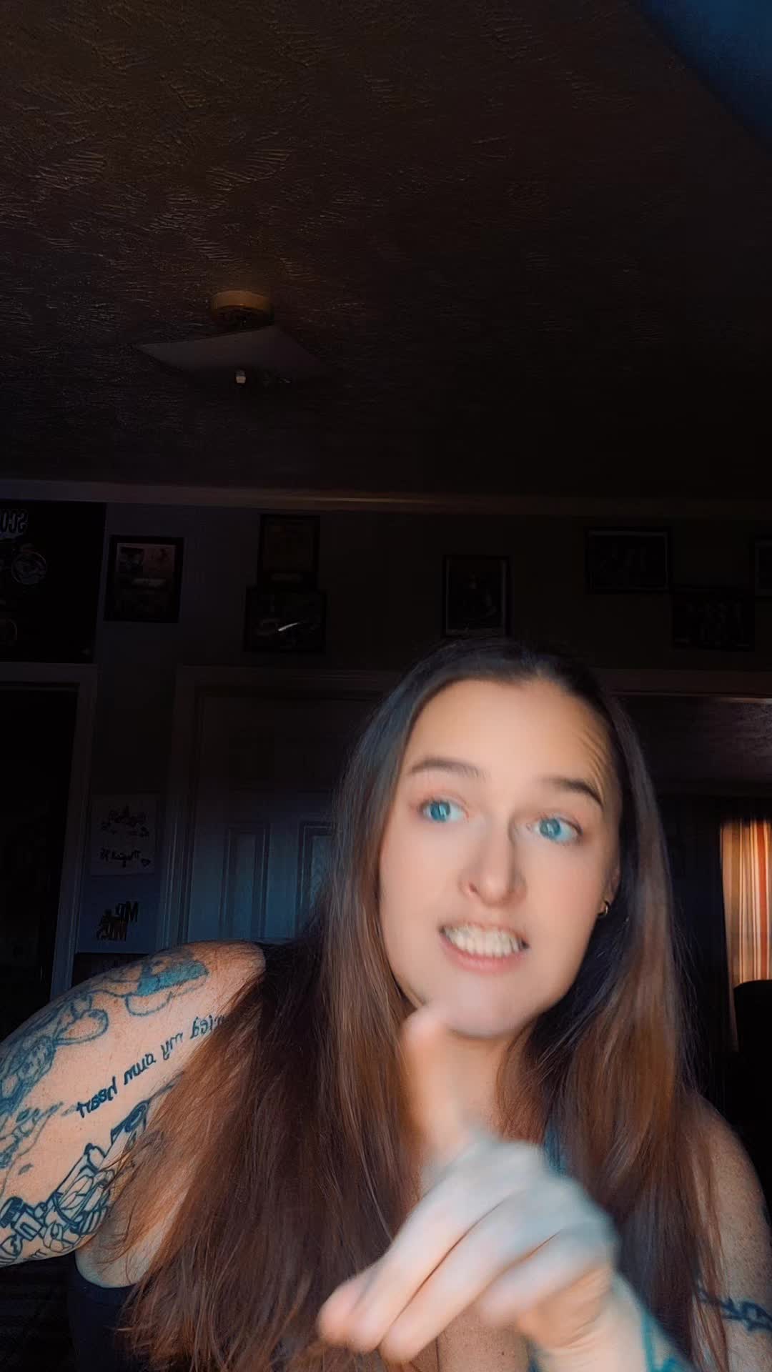 @redhead_unicorn101