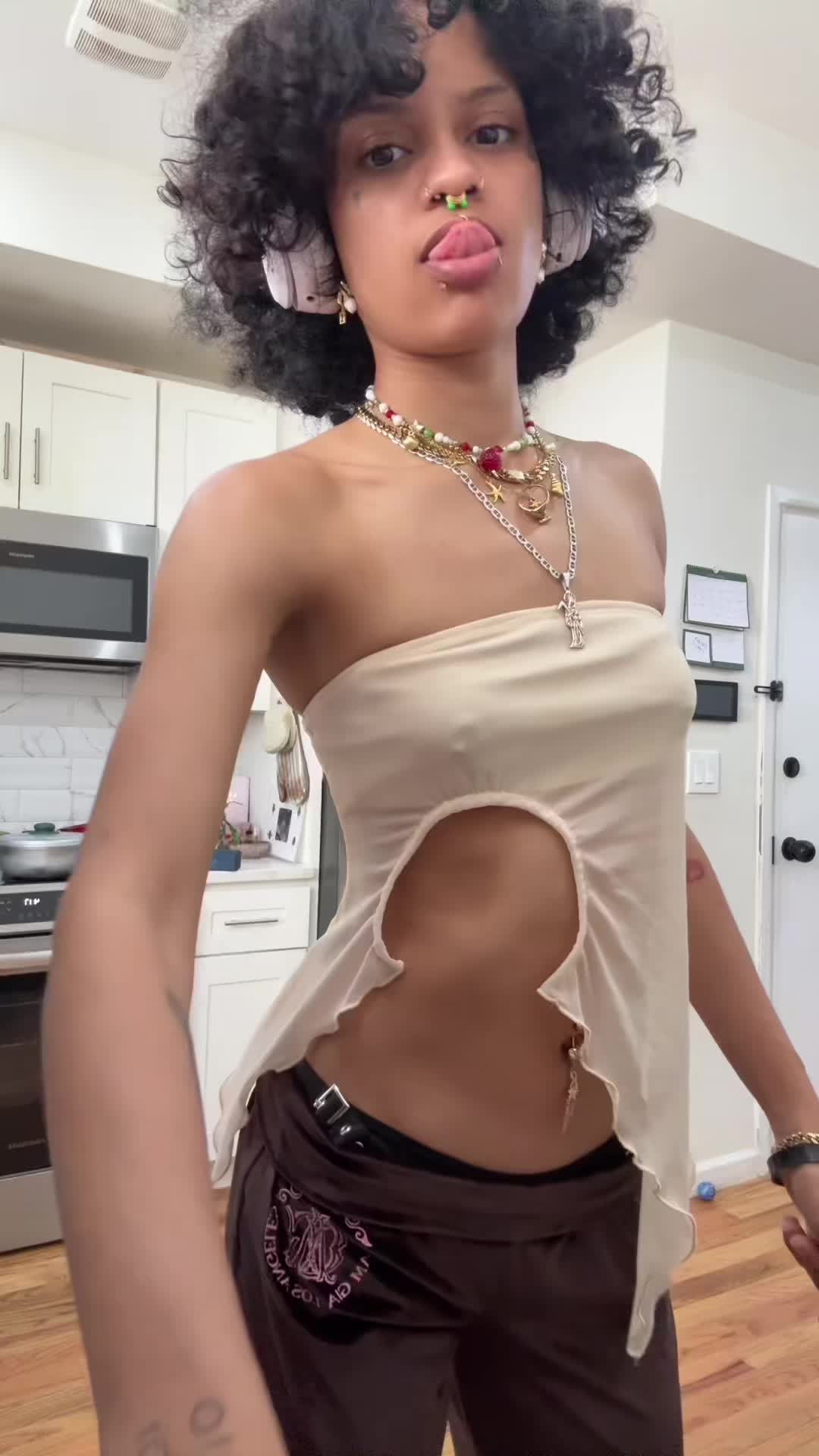 @theinfiniteissa