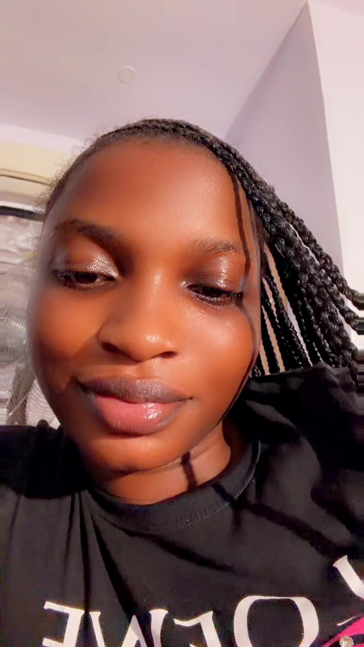 @Bi.keH Vi.BeZ👩🦰🥀