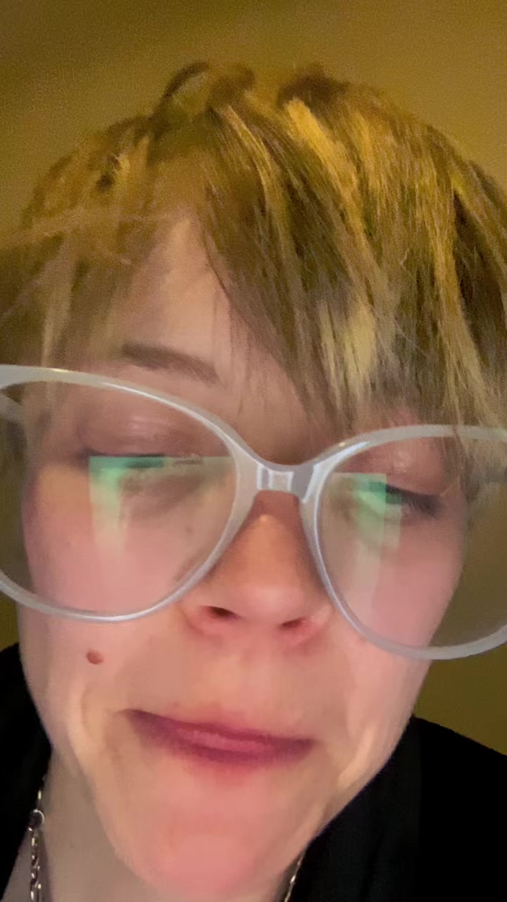 @Valen 🤪😈