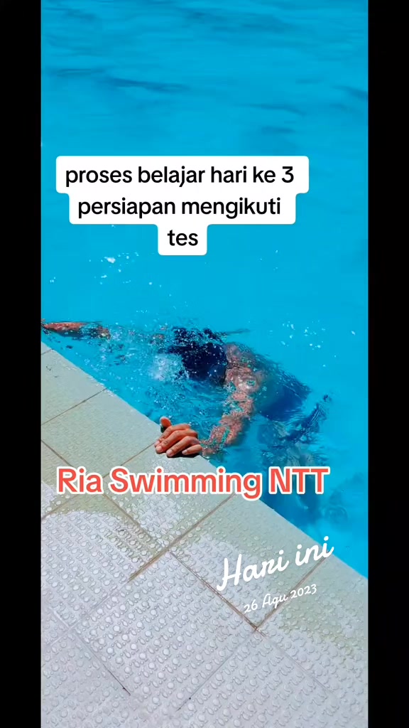 @Ria swimming NTT