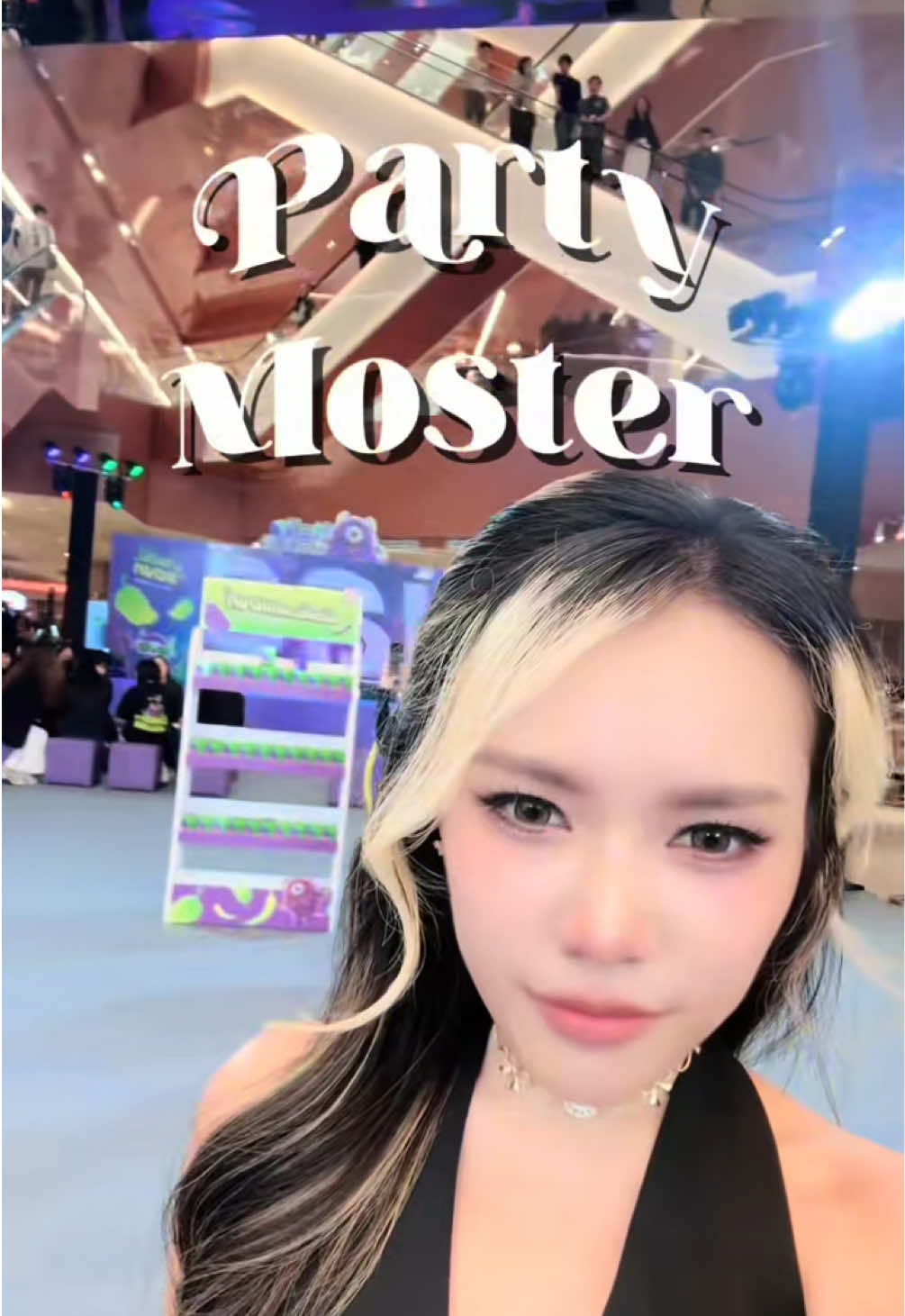 @Mona