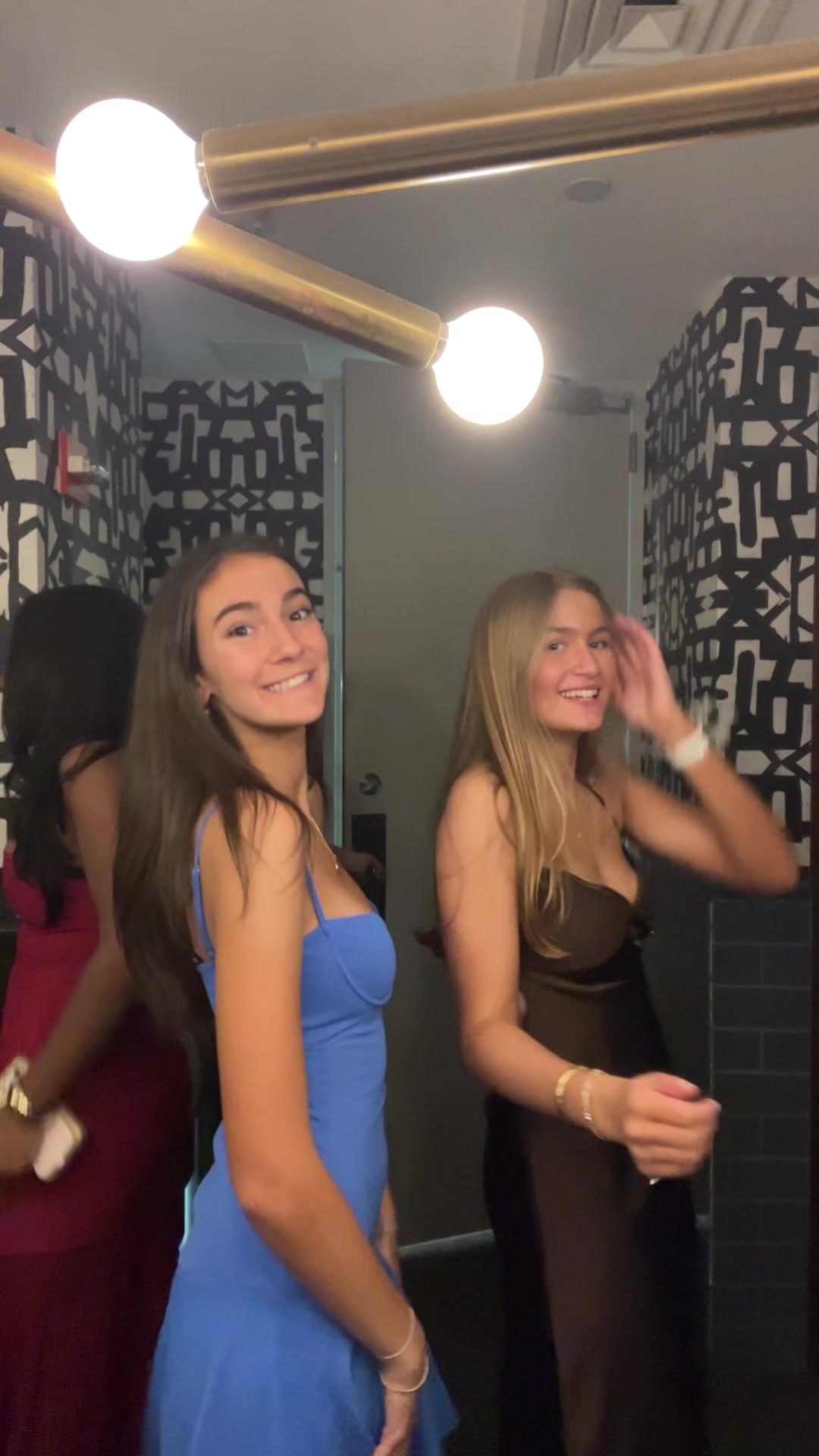 @Lorelai