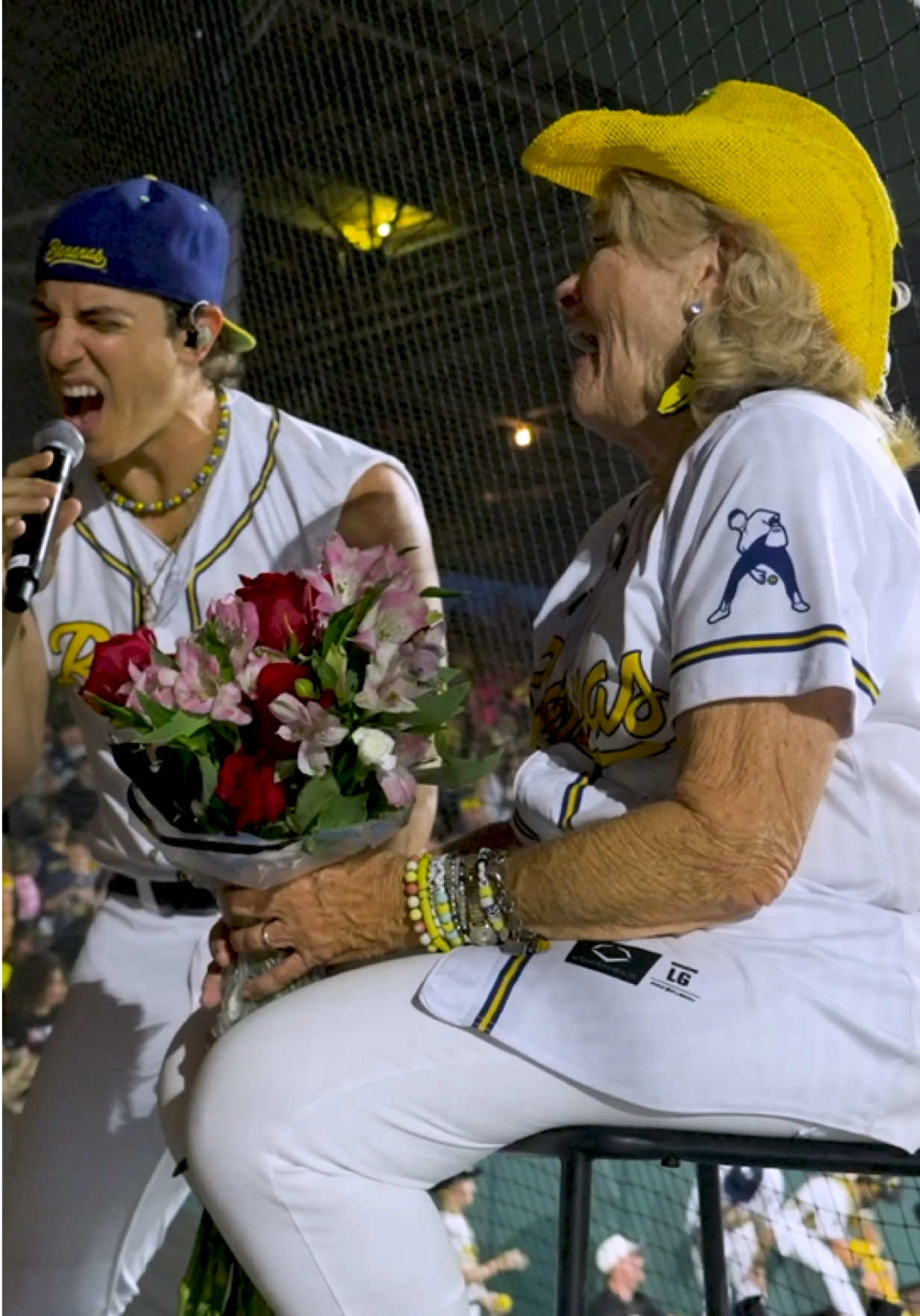 @thesavbananas