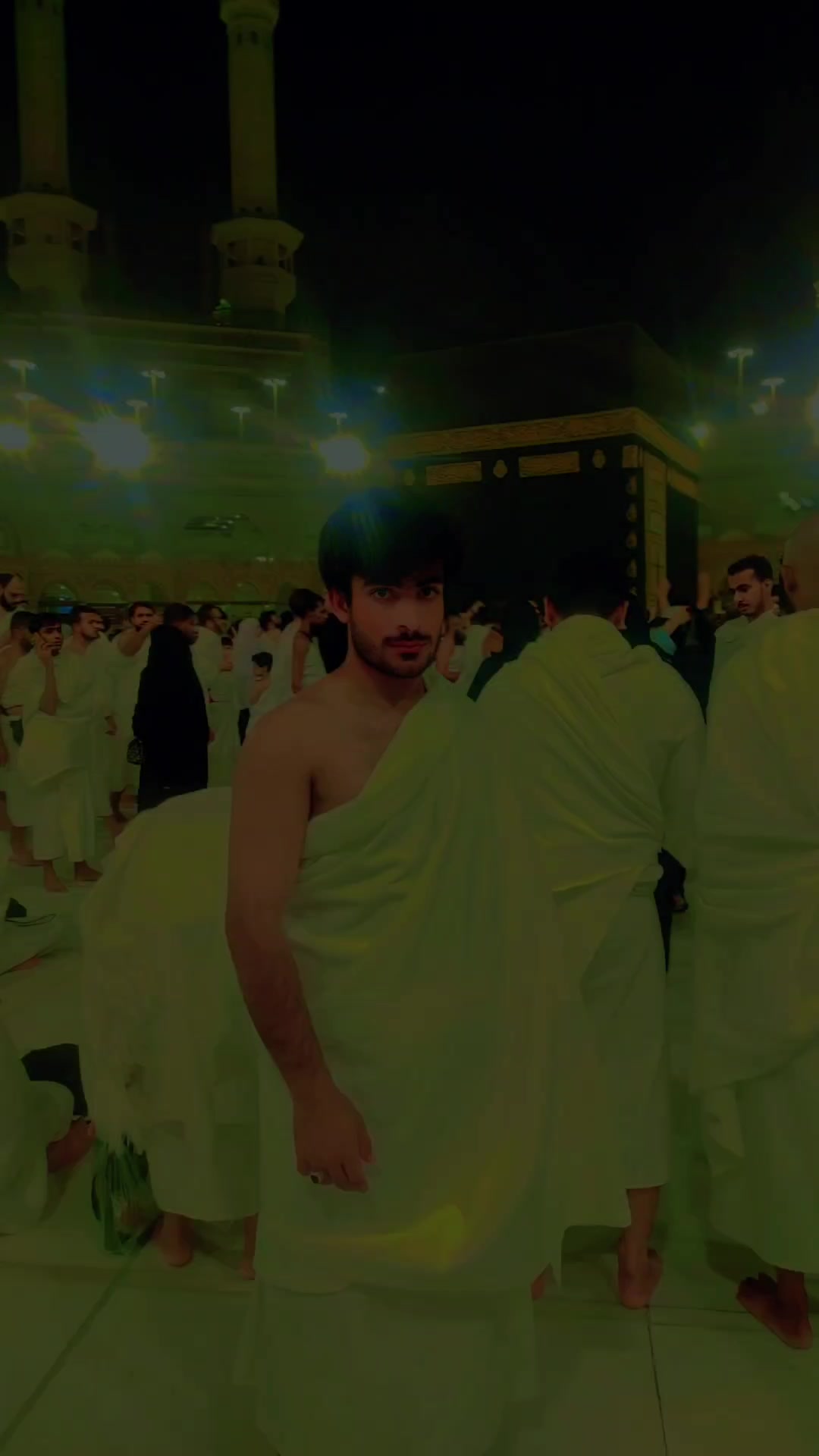 @╾━╤デ╦︻꧁اُســـامَـــہ بَــلُوچ꧂