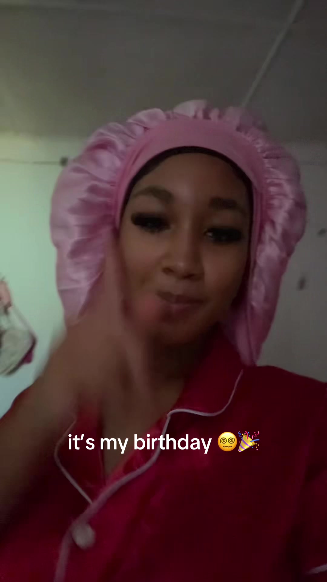 @Riahhdiaries||🎬