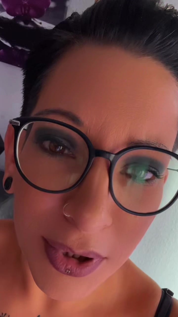 @😈❤️🔥CurvyGirl81❤️🔥😈