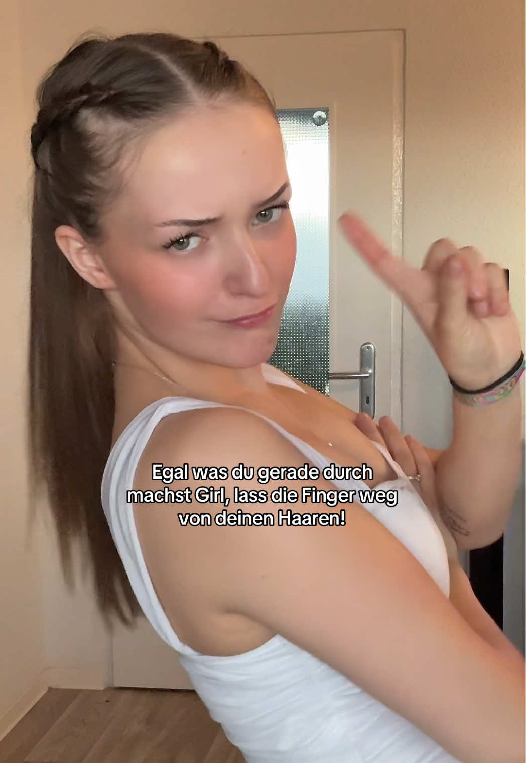 @diesetoni_