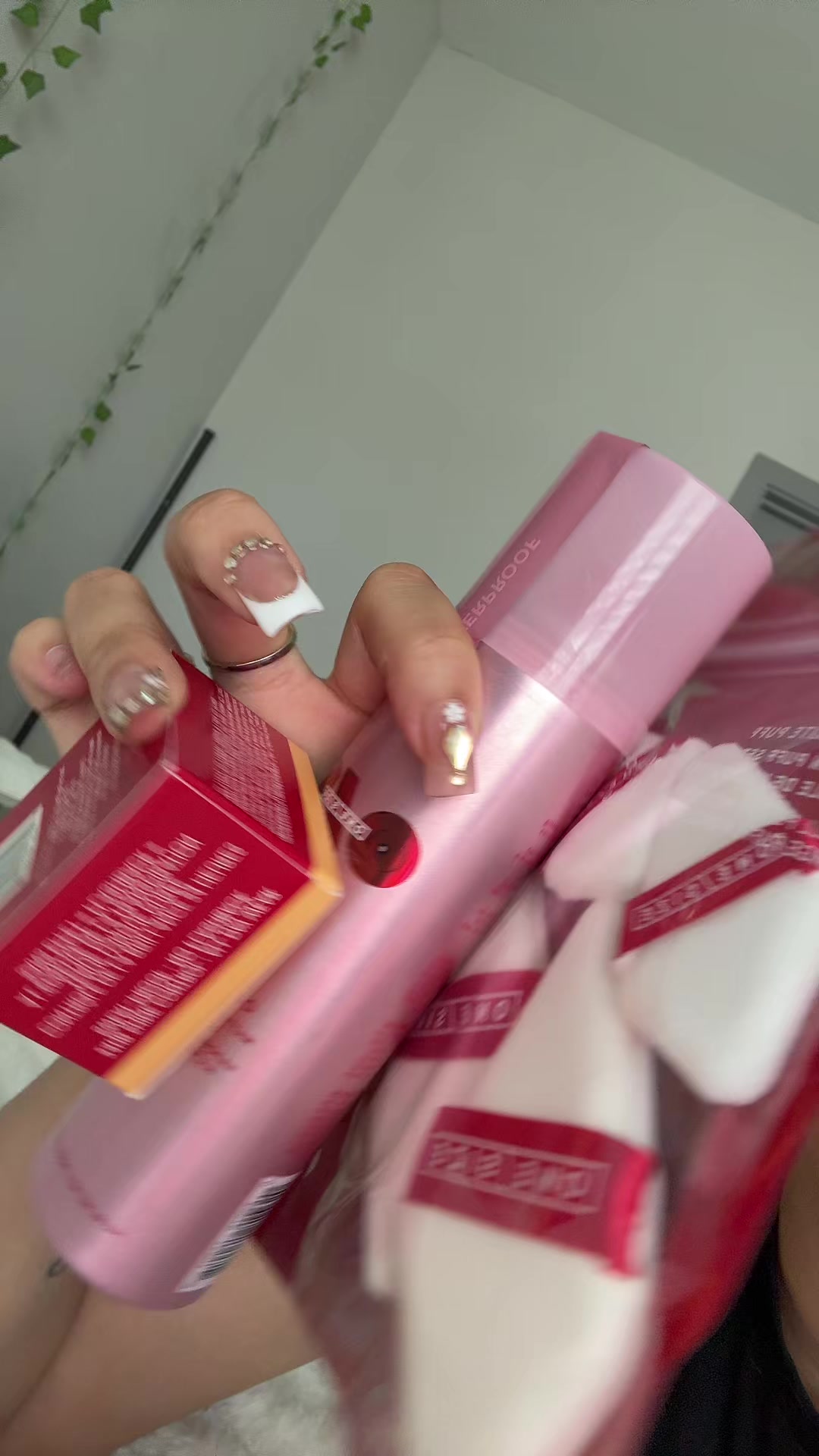 @𝐇 𝐀 𝐋 𝐎 🌺