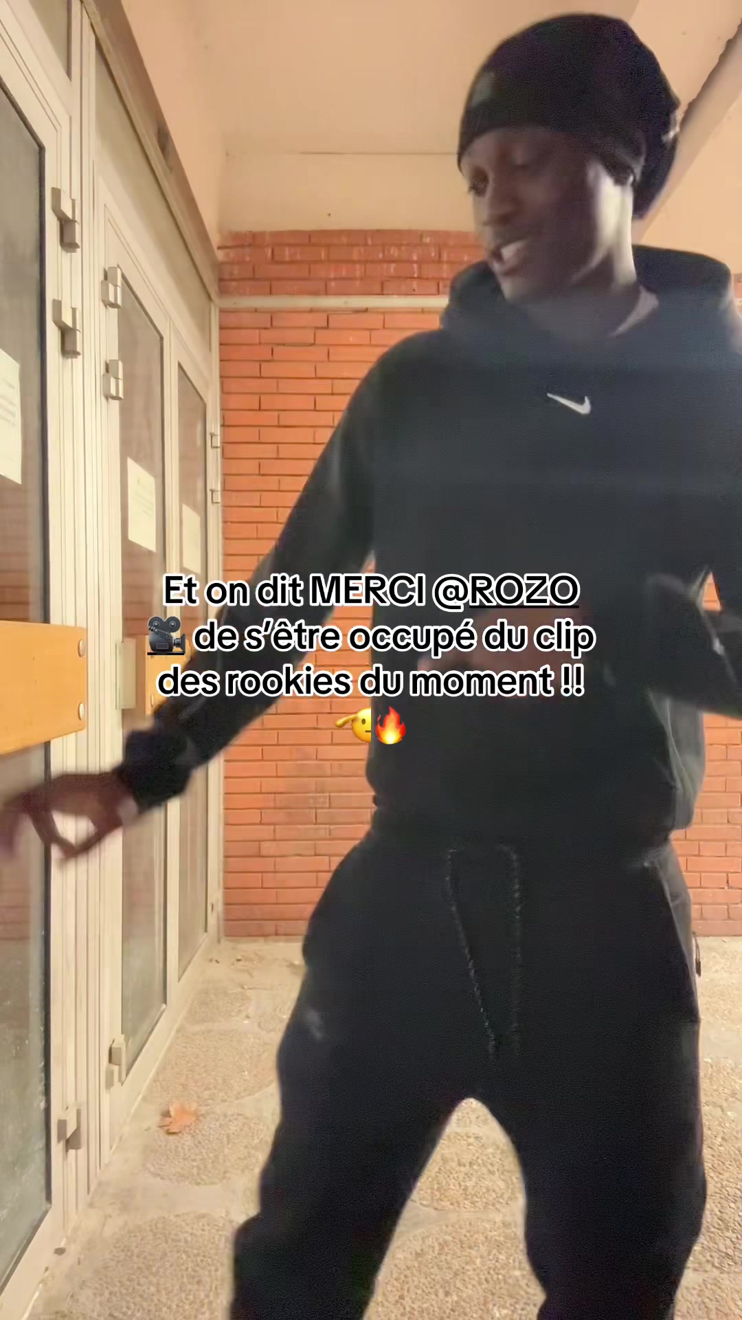 @D.Lo2sv