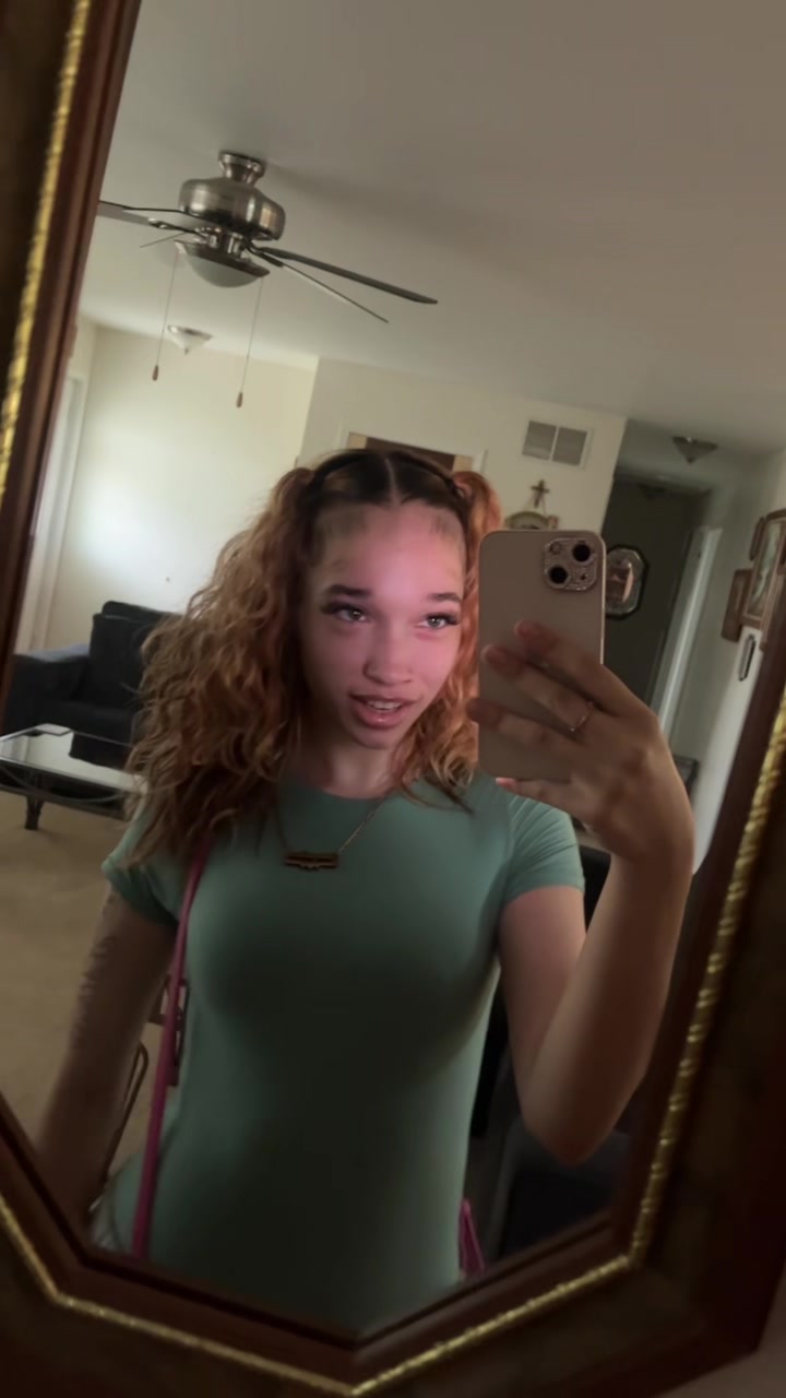 @littlemissleleee