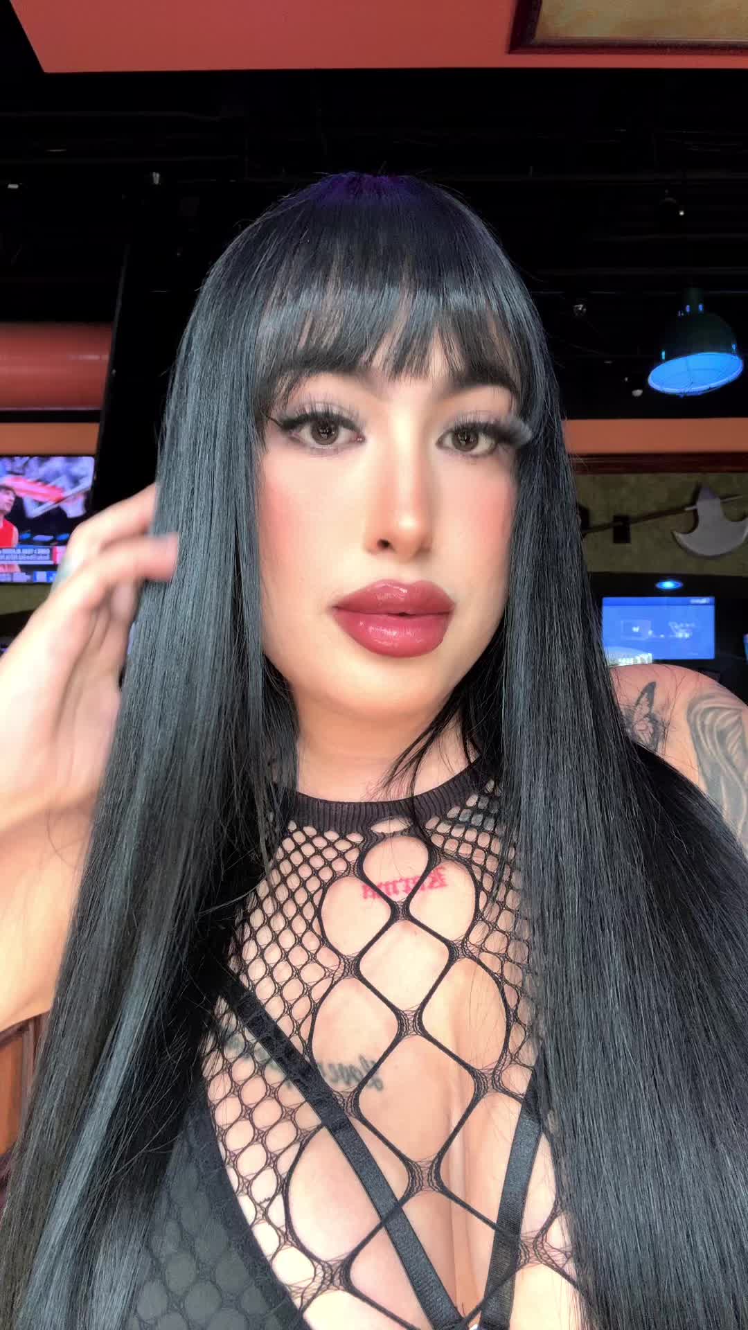 @Erikasaldana