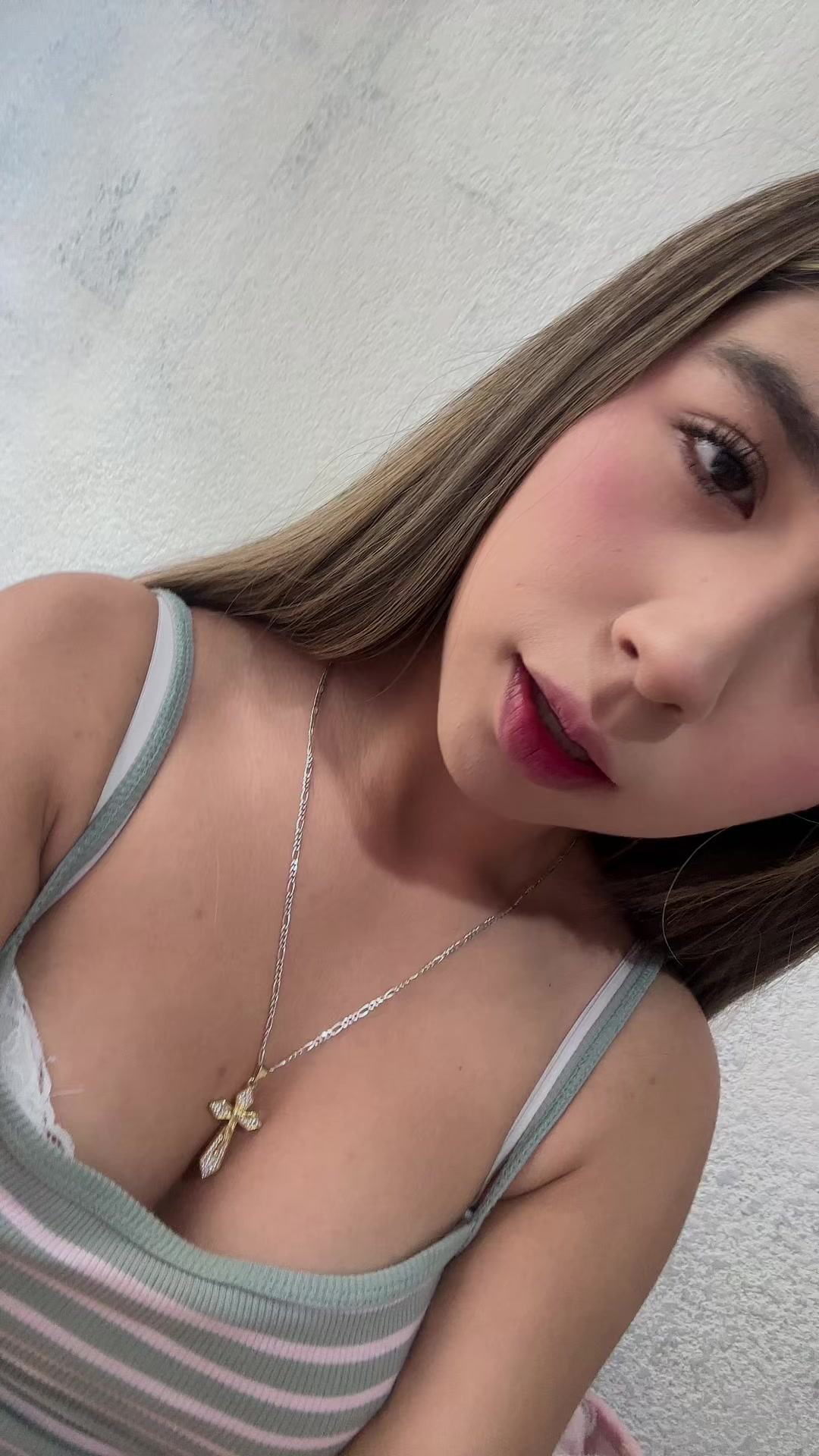 @🧟&zwj;♀️
