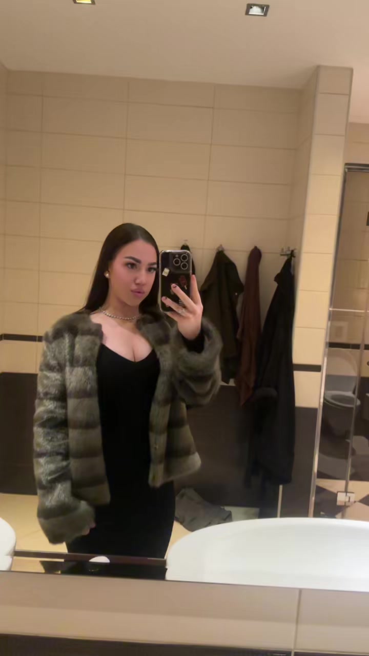@ZARA🌸
