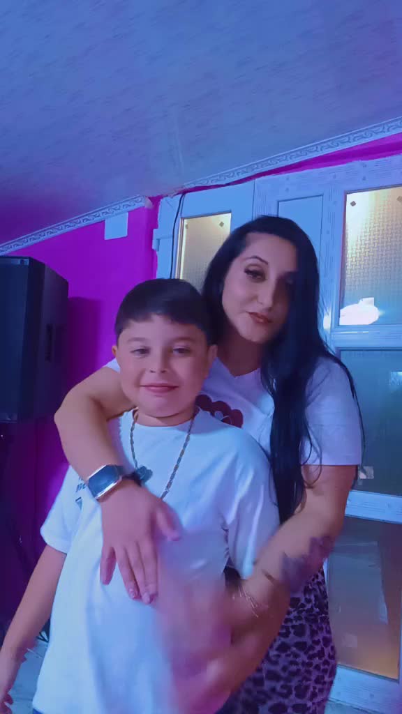 @claudiu vtm ella🥰