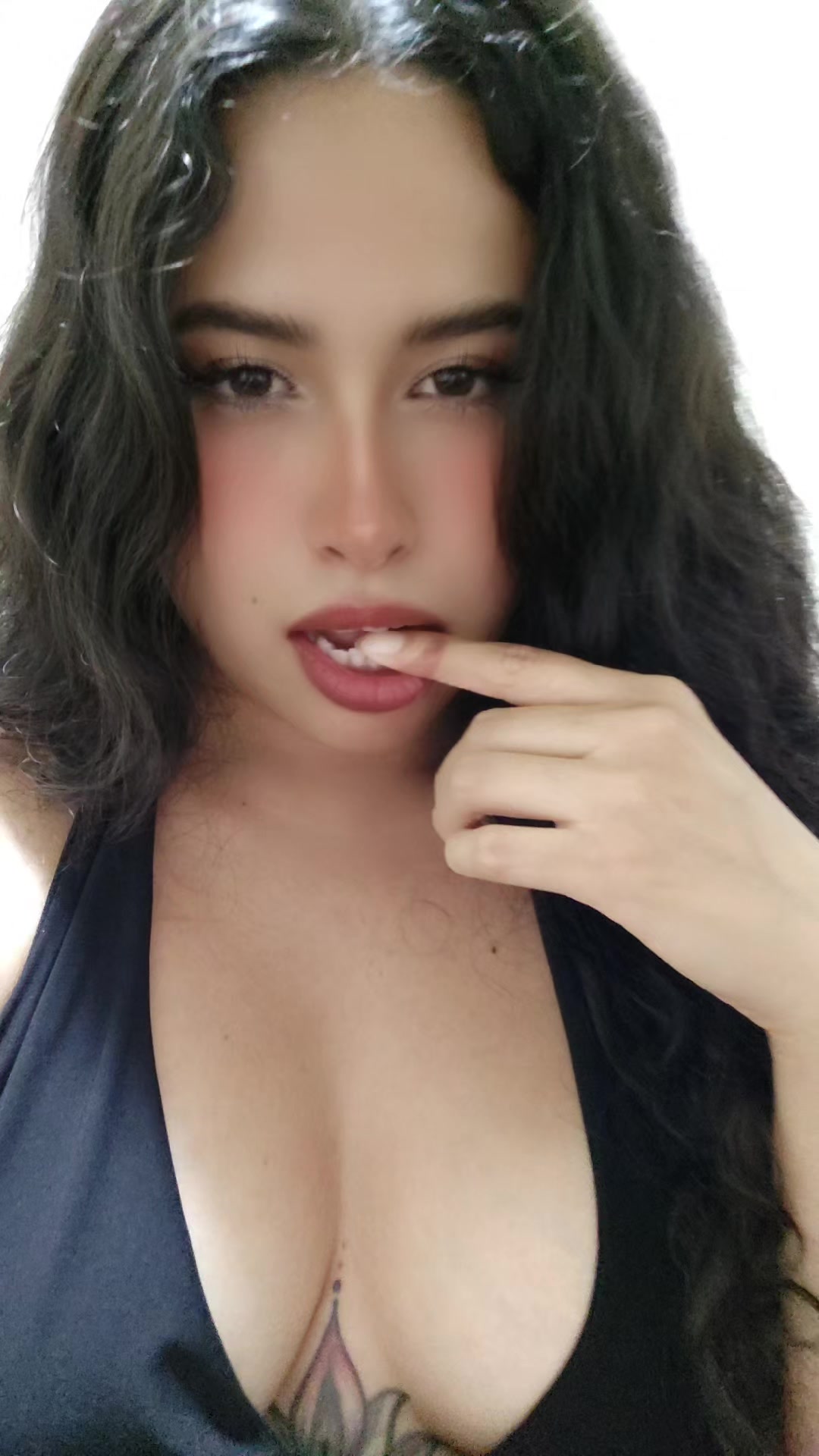 @LauraGarciia