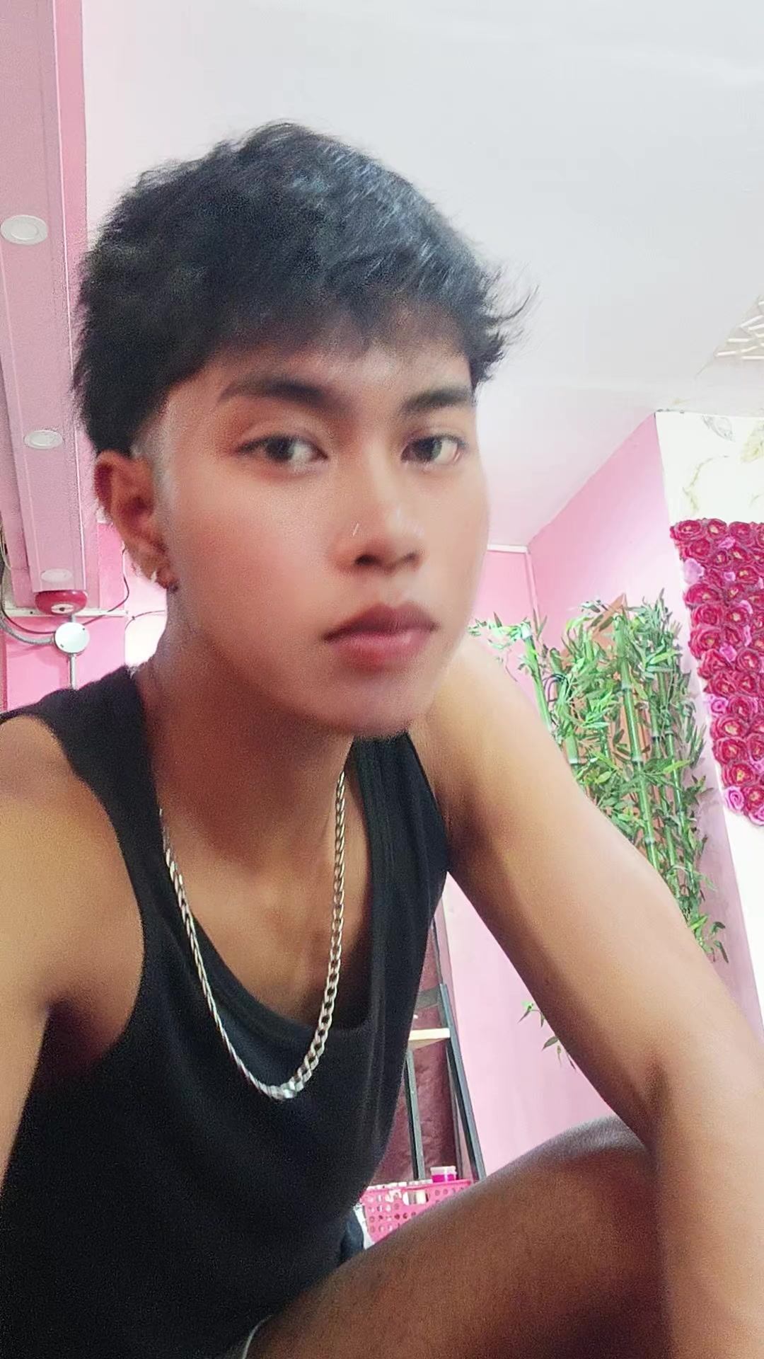 @ny G