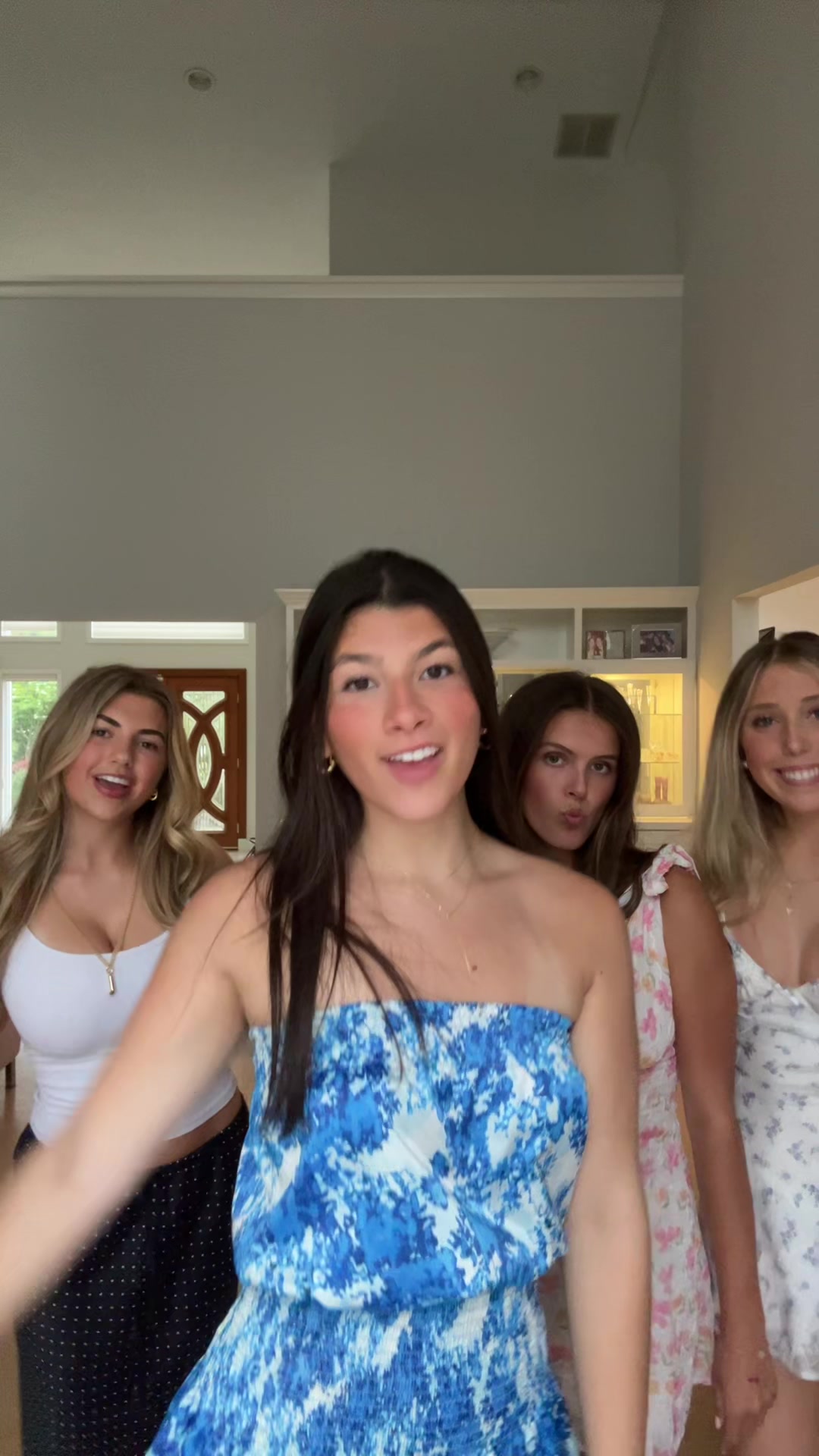 @Sienna
