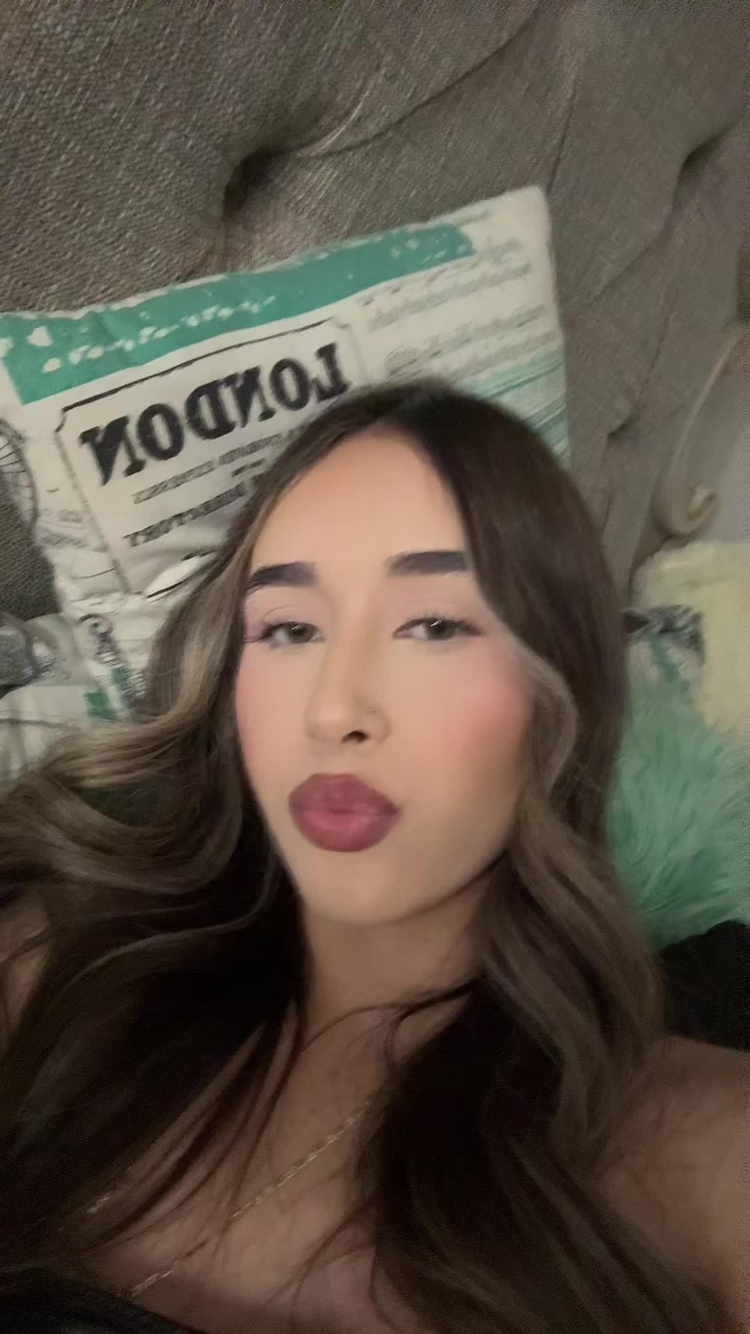 @kaitlynn ྀིྀི