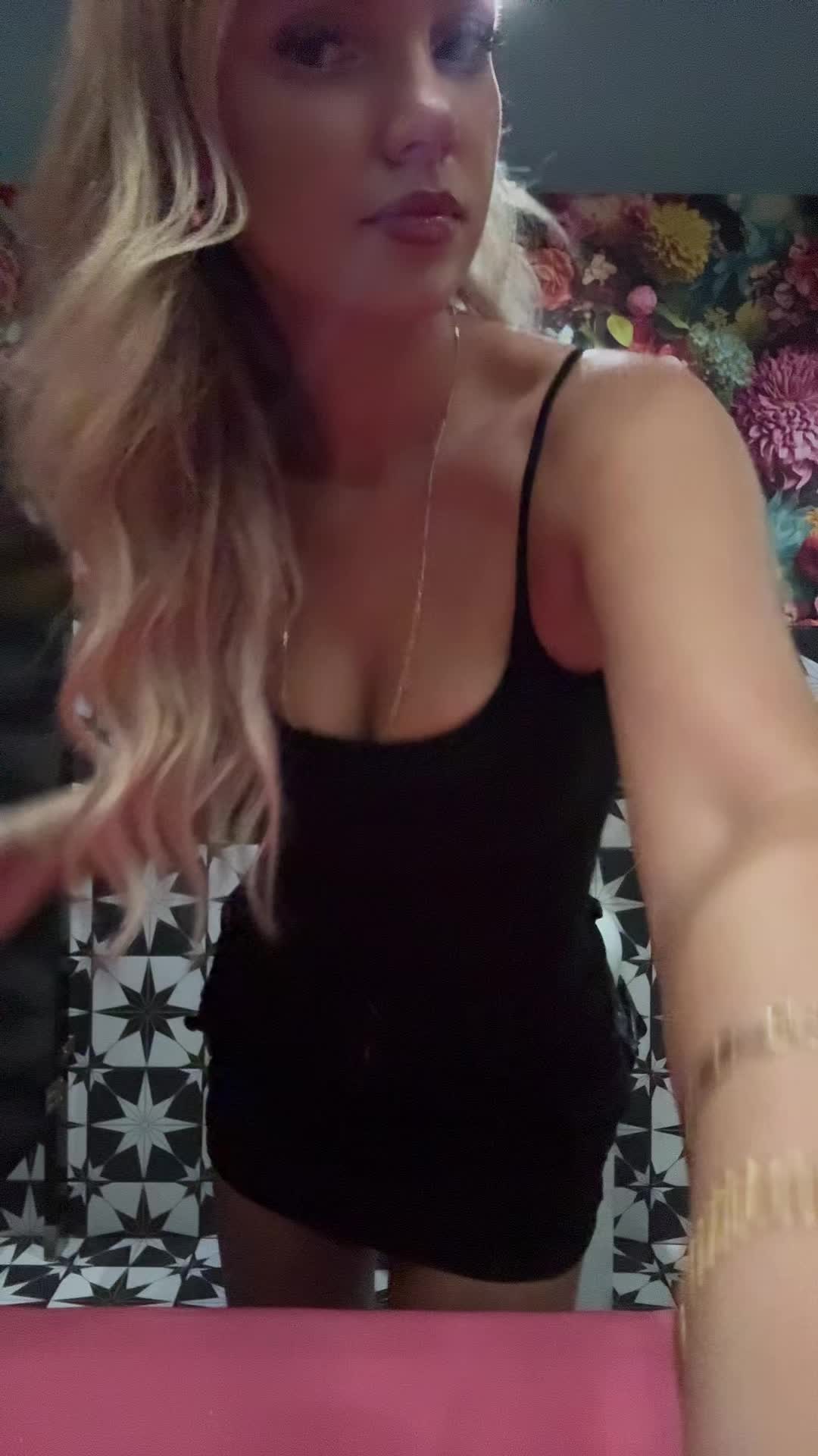 @maddieeprosser