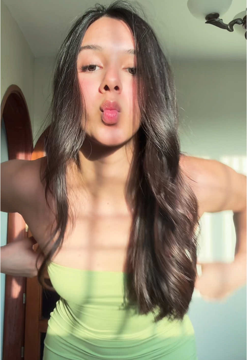 @Victoria Urdaneta