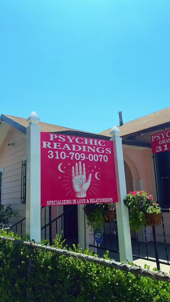 @🔮Psychic Lula Rose🌹