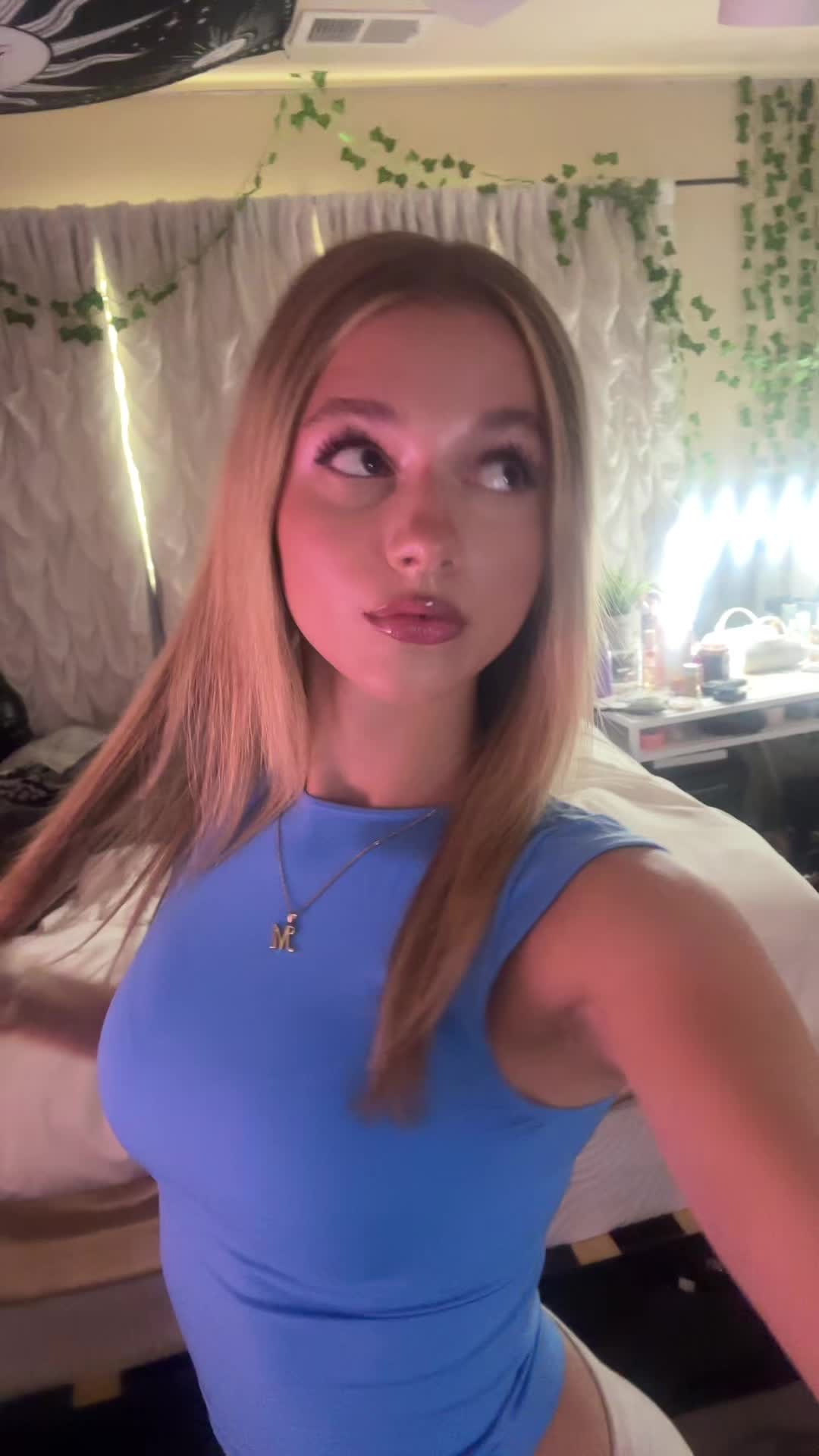 @𝓜
