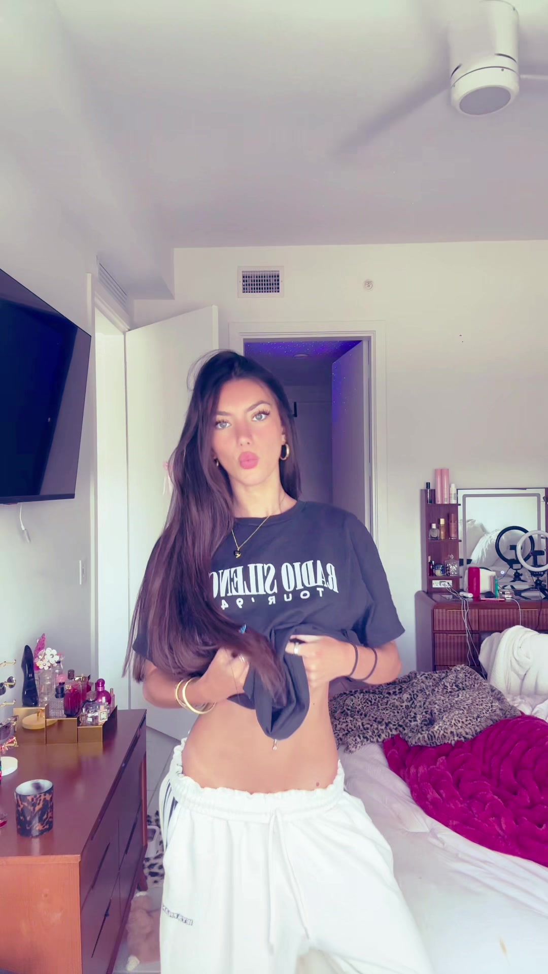 @Alexa🧸