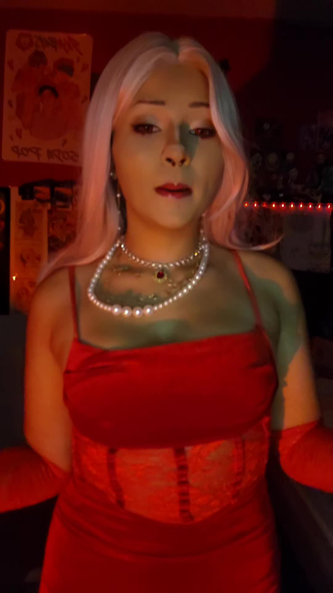 @Tired_cosplayz