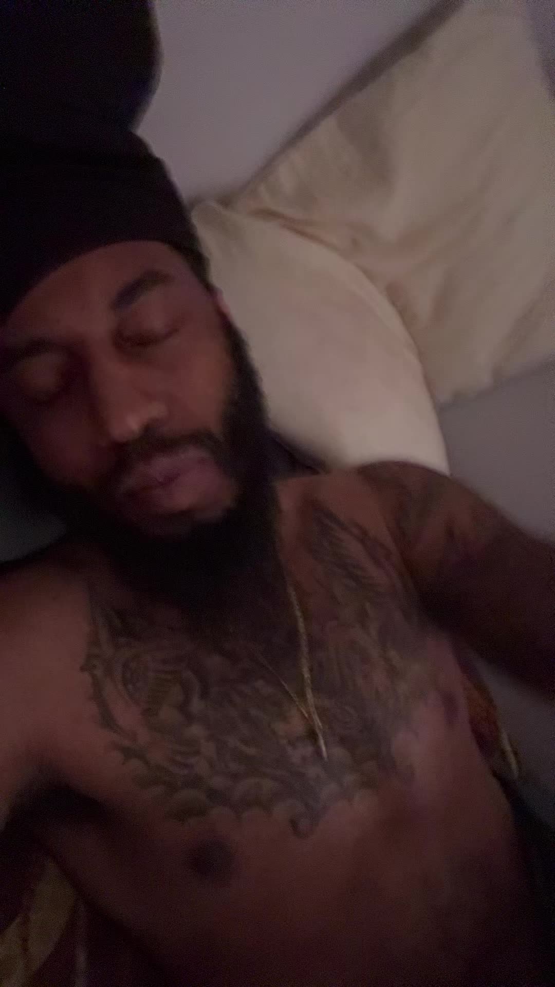 @Aye5